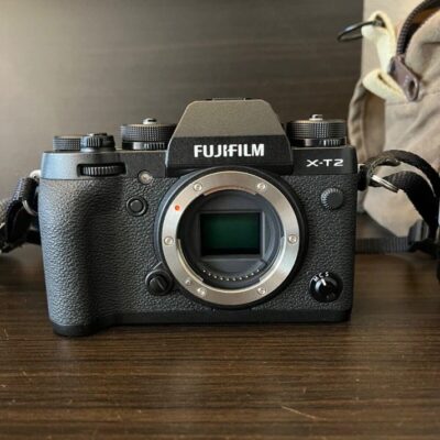 Fujifilm XT2, Black Mirrorless, Fujinon 18-55mm lens, Fujinon 35mm lens